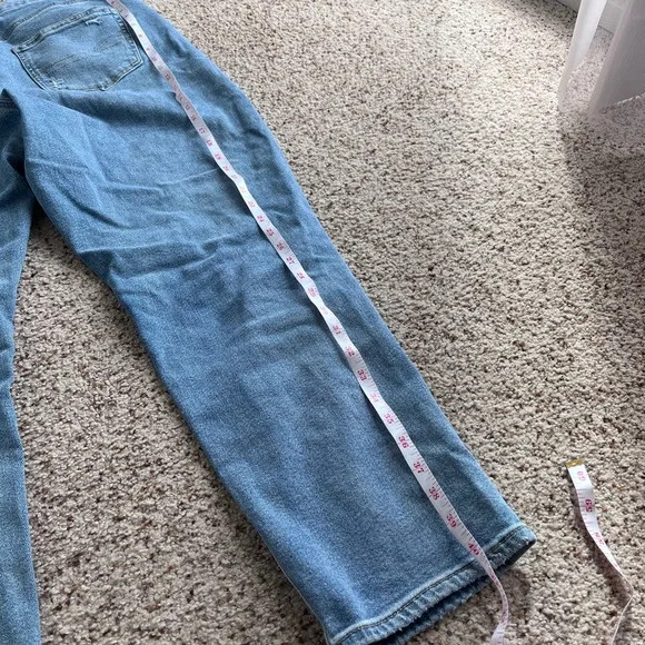 American Eagle Outfitters Light Blue stretch Ripped Boyfriend Jeans - Picture 7 of 8